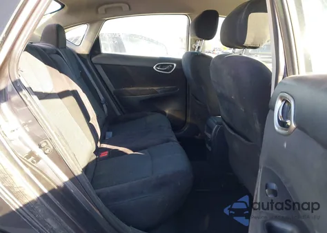 2015 Nissan Sentra Sr z USA, uszkodzony, nr VIN 3N1AB7APXFY358520